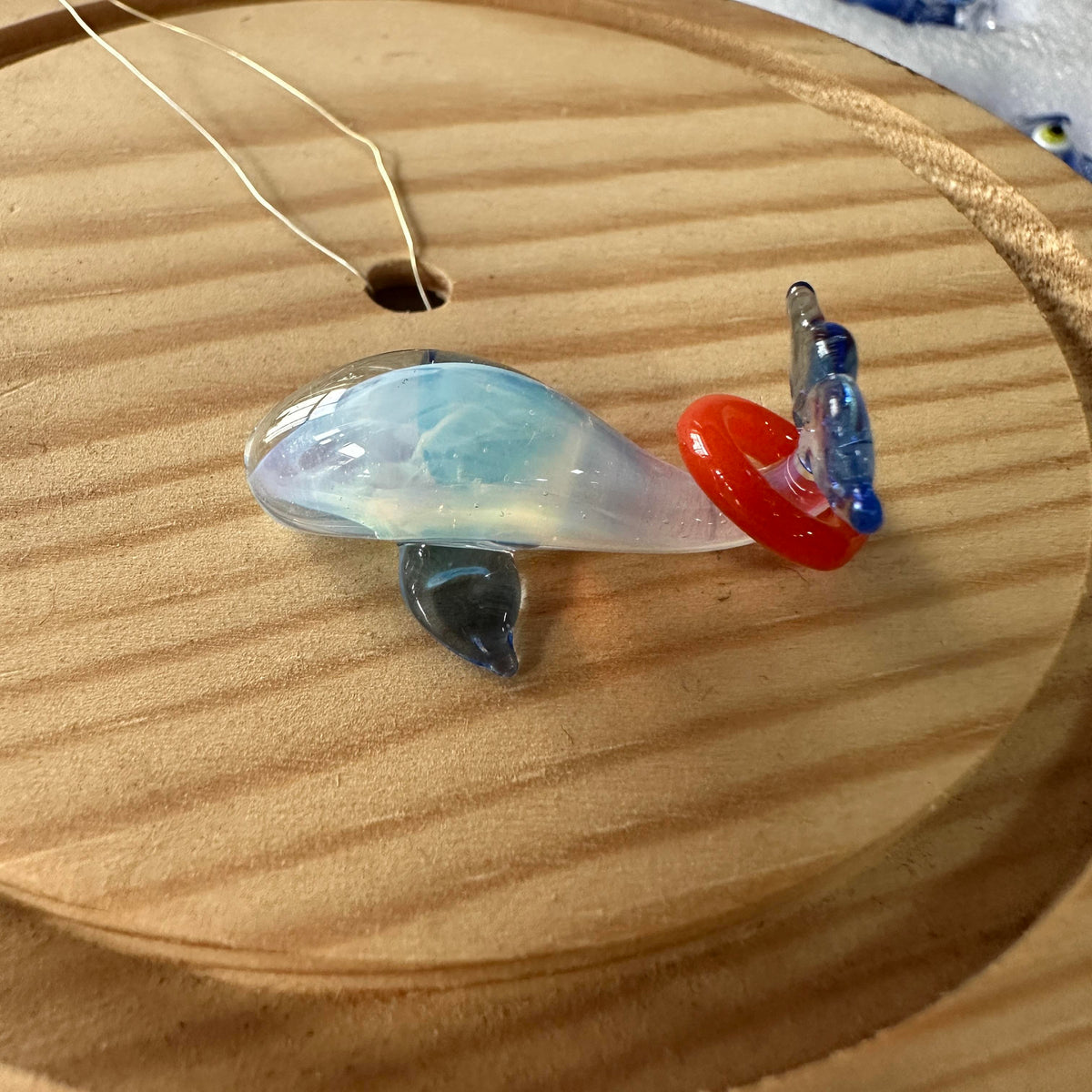 LuminaGlaze Ins Style 3D Gradient Blue & White Glass Whale Pendant, Handmade Translucent Ocean Charm for Men & Women (Cord Not – product image 8