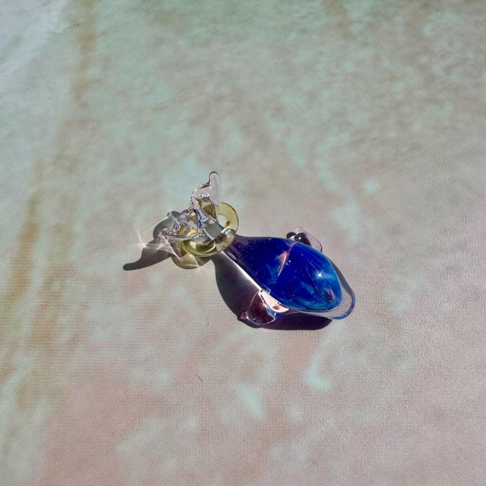 LuminaGlaze 3D Dreamy Purple Translucent Glass Whale, Handmade Ornament & Pendant (Chain Not Included), Ocean Style DIY Decor – product image 3