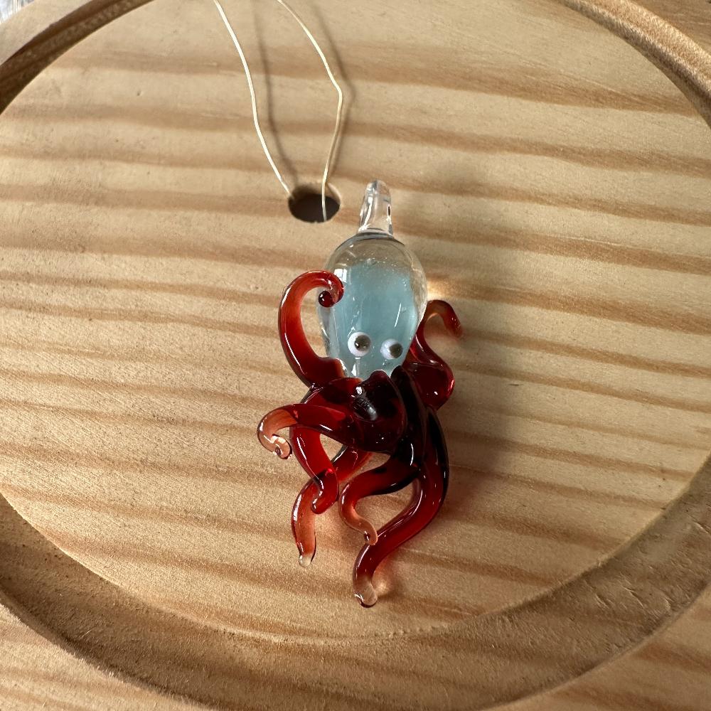 LuminaGlaze Red Octopus Glass Pendant Handmade Ocean Charm Necklace Pendant for Women Gift, Chain Not Included – product image 8