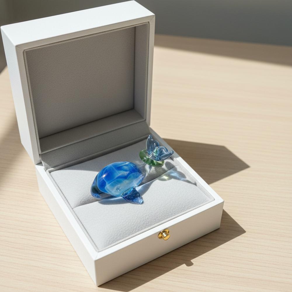LuminaGlaze 3D Gradient Blue Glass Whale Ornament, Handmade Translucent Decor & Pendant, Ideal Gift for Her – product image 6